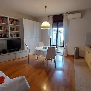 Marconi - Porta Leoni Apartament
